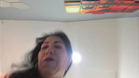 Honey online show from 10/24/25, 07:43