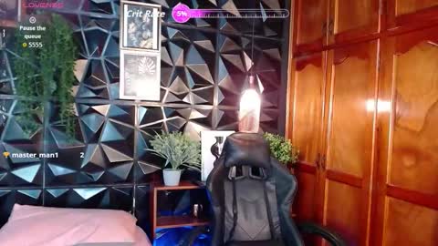 Snapshot of honey__monroe chatting on 03/12/26, 02:50 honey monroe online show from 03/12/26, 02:50