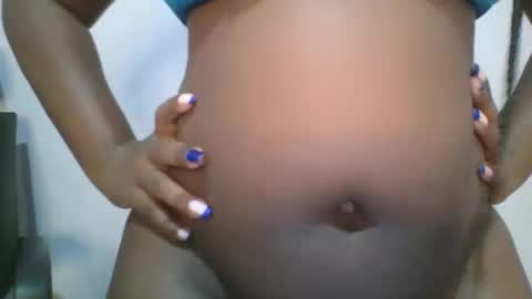 honey_beb online show from 10/16/25, 05:30