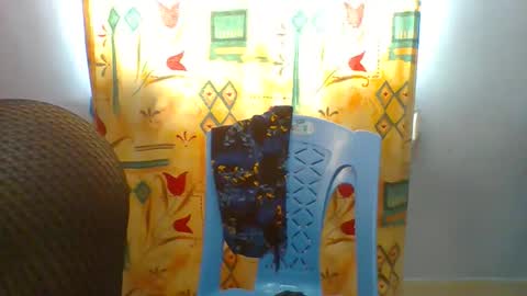 honey_beb online show from 12/16/25, 09:14