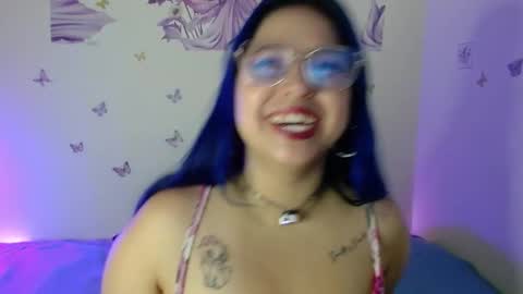 mimi online show from 09/14/25, 11:09