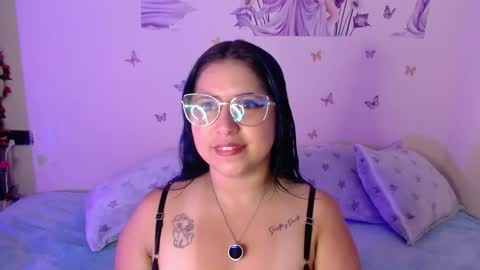 mimi online show from 11/07/25, 12:05