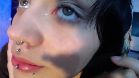 Honney online show from 12/28/24, 06:17