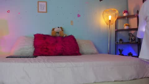 HONEY online show from 01/08/25, 09:00