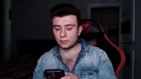 Snapshot of honey_furry chatting on 02/01/25, 05:49 Wolfy online show from 02/01/25, 05:49