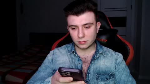 Snapshot of honey_furry chatting on 02/25/25, 12:58 Wolfy online show from 02/25/25, 12:58