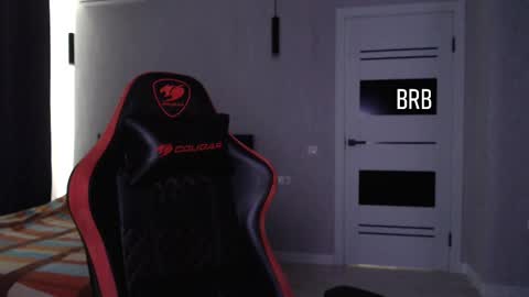 Snapshot of honey_furry chatting on 02/25/25, 07:09 Wolfy online show from 02/25/25, 07:09