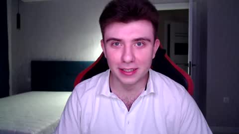 Snapshot of honey_furry chatting on 03/05/25, 05:18 Wolfy online show from 03/05/25, 05:18