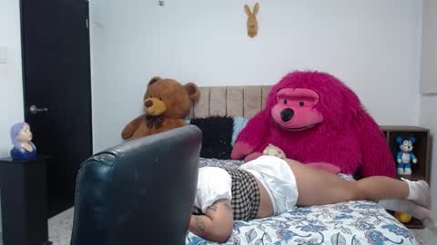 Snapshot of honey_hypnotic chatting on 01/08/25, 08:18 honey_hypnotic online show from 01/08/25, 08:18