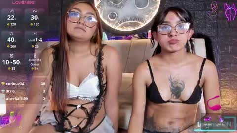 Snapshot of honey_lesbian_hott777 chatting on 05/26/26, 03:57 honey_lesbian_hott777 online show from 05/26/26, 03:57