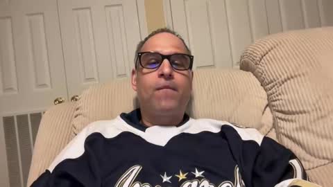 Snapshot of honey_man14 chatting on 12/02/24, 11:51 honey_man14 online show from 12/02/24, 11:51