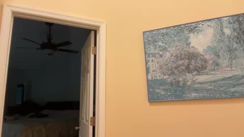 Snapshot of honey_man14 chatting on 12/07/24, 06:04 honey_man14 online show from 12/07/24, 06:04