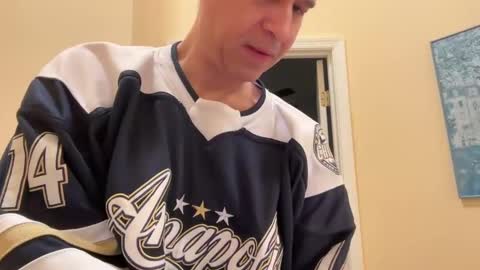 Snapshot of honey_man14 chatting on 12/09/24, 05:41 honey_man14 online show from 12/09/24, 05:41