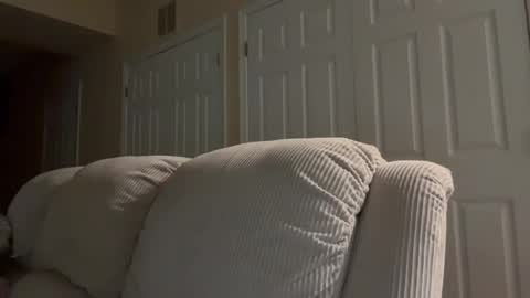 Snapshot of honey_man14 chatting on 12/10/24, 08:19 honey_man14 online show from 12/10/24, 08:19