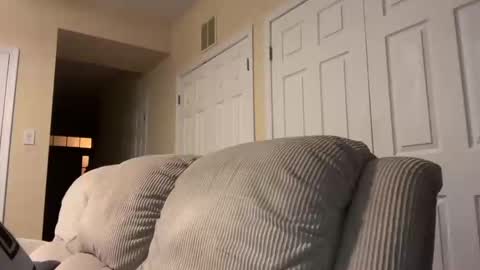 Snapshot of honey_man14 chatting on 12/19/24, 05:07 honey_man14 online show from 12/19/24, 05:07