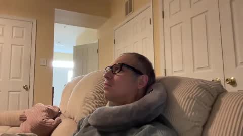 Snapshot of honey_man14 chatting on 12/23/24, 03:01 honey_man14 online show from 12/23/24, 03:01