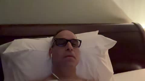 Snapshot of honey_man14 chatting on 01/02/25, 11:06 honey_man14 online show from 01/02/25, 11:06