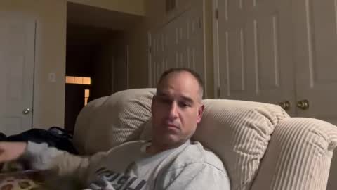 Snapshot of honey_man14 chatting on 01/06/25, 04:26 honey_man14 online show from 01/06/25, 04:26