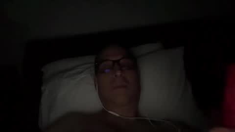 Snapshot of honey_man14 chatting on 01/15/25, 05:26 honey_man14 online show from 01/15/25, 05:26