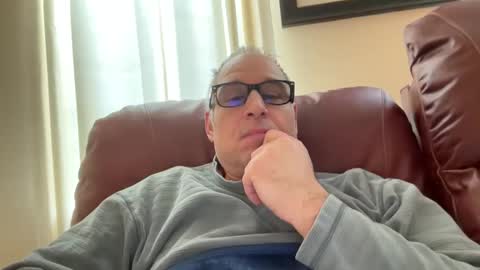 Snapshot of honey_man14 chatting on 02/09/25, 04:29 honey_man14 online show from 02/09/25, 04:29