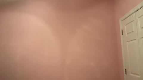 Snapshot of honey_man14 chatting on 09/19/25, 06:52 honey_man14 online show from 09/19/25, 06:52