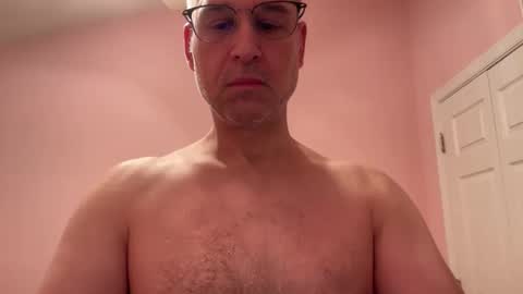 Snapshot of honey_man14 chatting on 10/02/25, 04:58 honey_man14 online show from 10/02/25, 04:58