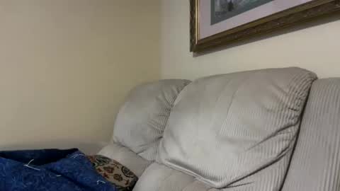 Snapshot of honey_man14 chatting on 10/29/25, 02:36 honey_man14 online show from 10/29/25, 02:36