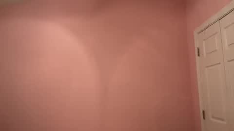 Snapshot of honey_man14 chatting on 11/01/25, 11:23 honey_man14 online show from 11/01/25, 11:23