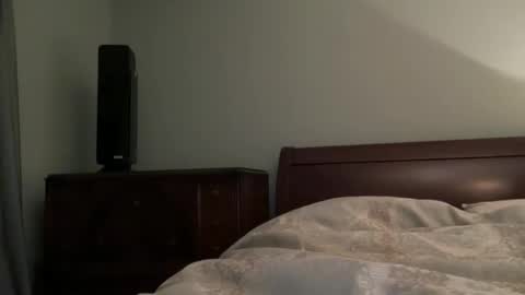 Snapshot of honey_man14 chatting on 11/09/25, 05:33 honey_man14 online show from 11/09/25, 05:33