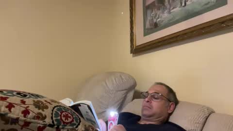 Snapshot of honey_man14 chatting on 11/16/25, 04:29 honey_man14 online show from 11/16/25, 04:29