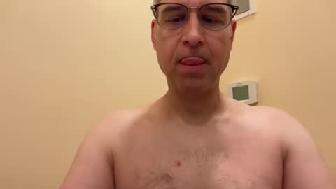 honey_man14 online show from 02/02/26, 06:06