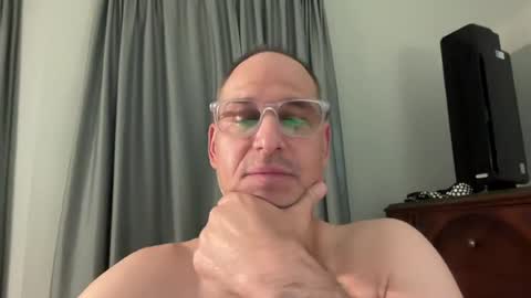 honey_man14 online show from 07/17/26, 04:01