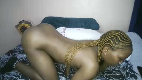 Snapshot of honey_nubia0 chatting on 02/15/26, 06:59 honey_nubia0 online show from 02/15/26, 06:59