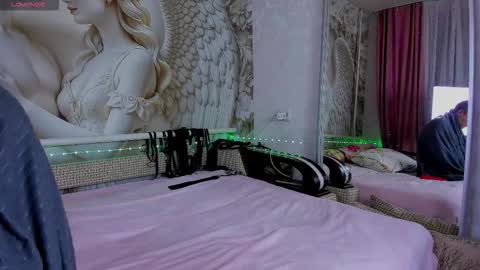 CHRISTIE and HERALD online show from 10/13/25, 10:48