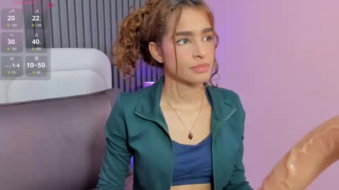 honey_sofii_ online show from 04/16/26, 11:22