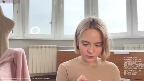 Jenyanew vid how I squirt in forest in bio online show from 10/24/25, 09:06