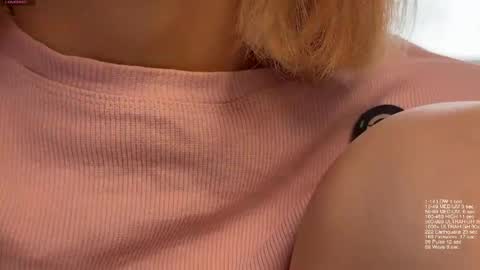 Snapshot of honey_sunshine chatting on 04/08/26, 10:37 Jenyanew vid how I squirt in forest in bio online show from 04/08/26, 10:37