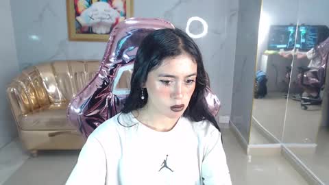 HONEY  online show from 01/29/25, 01:17