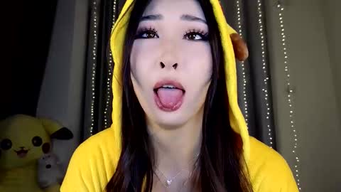 yani  online show from 02/07/26, 09:29