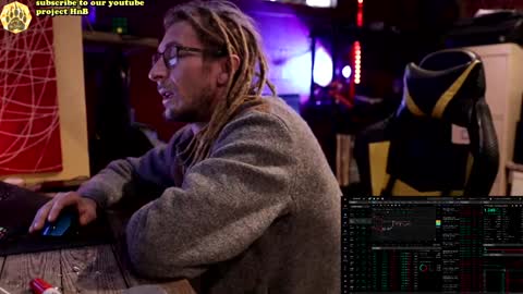 Snapshot of honeyand_thebear chatting on 12/02/24, 01:46 Honey and Bear online show from 12/02/24, 01:46