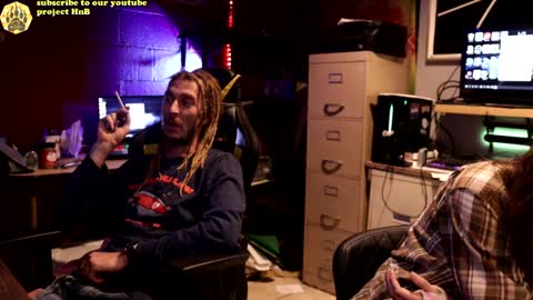 Snapshot of honeyand_thebear chatting on 12/03/24, 04:25 Honey and Bear online show from 12/03/24, 04:25