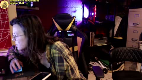 Snapshot of honeyand_thebear chatting on 12/09/24, 02:56 Honey and Bear online show from 12/09/24, 02:56