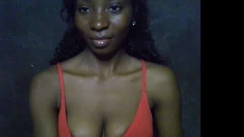 Snapshot of honeyari chatting on 04/14/26, 06:03 Nicki online show from 04/14/26, 06:03