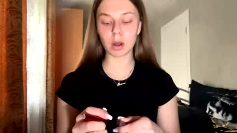 Klara online show from 05/16/26, 11:42