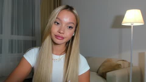 Kira  Instagram asaphoney   Fansly asaphoney  online show from 12/18/24, 04:28