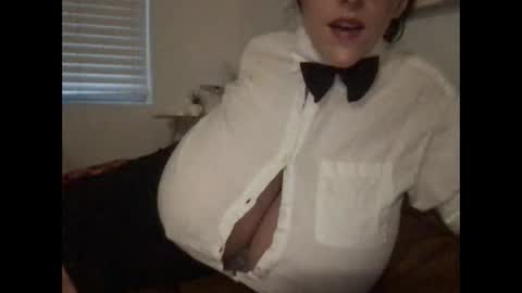 honeybbxx online show from 01/12/25, 10:33