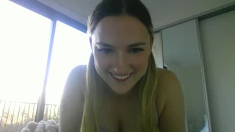 Snapshot of honeyblakex chatting on 04/26/26, 11:02 honeyblakex online show from 04/26/26, 11:02