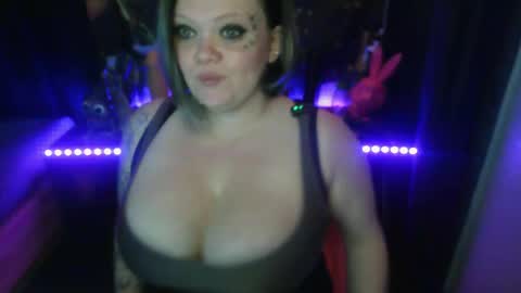Snapshot of honeychambers chatting on 04/07/26, 12:33 honeychambers online show from 04/07/26, 12:33