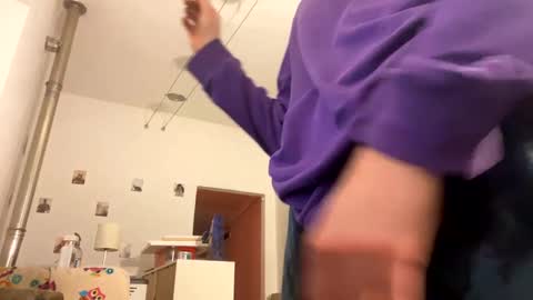 Snapshot of honeycock20 chatting on 12/25/24, 04:54 honeycock20 online show from 12/25/24, 04:54