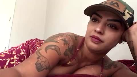 honeycutt1993 online show from 01/14/26, 03:39